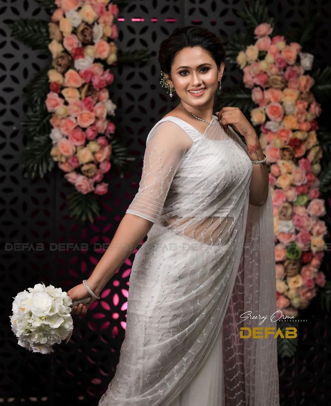 MILAN'S MAKEUP STUDIO CHARUMOODU
