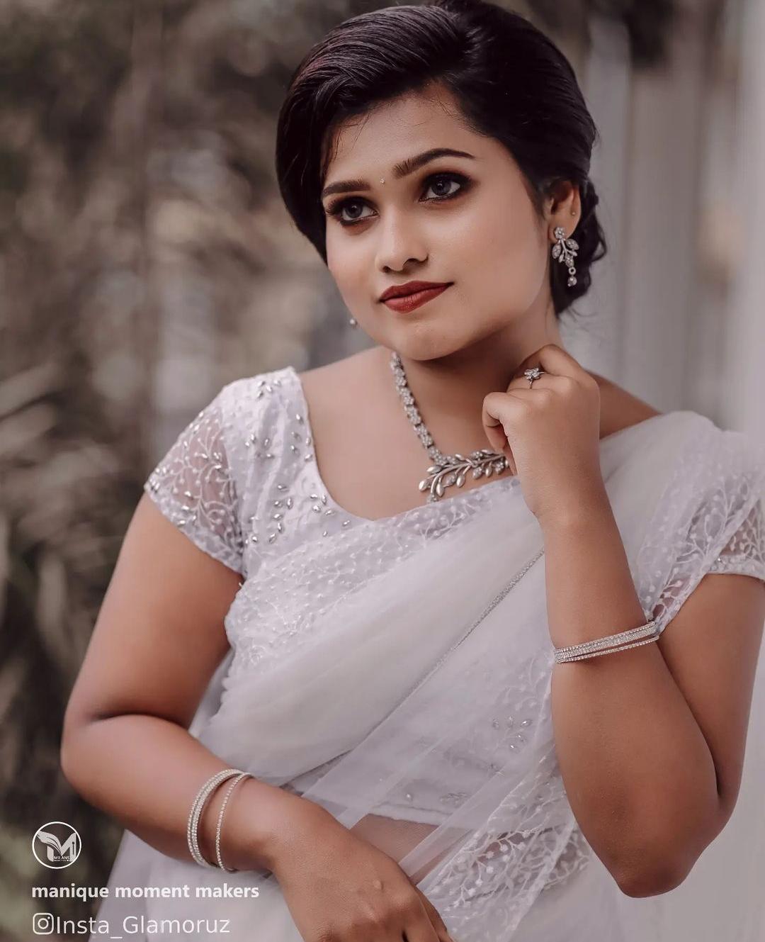 MILAN'S MAKEUP STUDIO CHARUMOODU