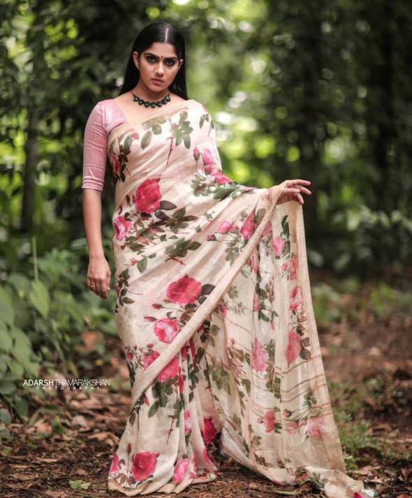 MILAN'S MAKEUP STUDIO CHARUMOODU